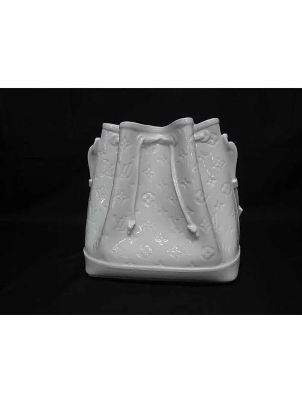 Louis Vuitton Monogram Vase Porcelain Object Interior White